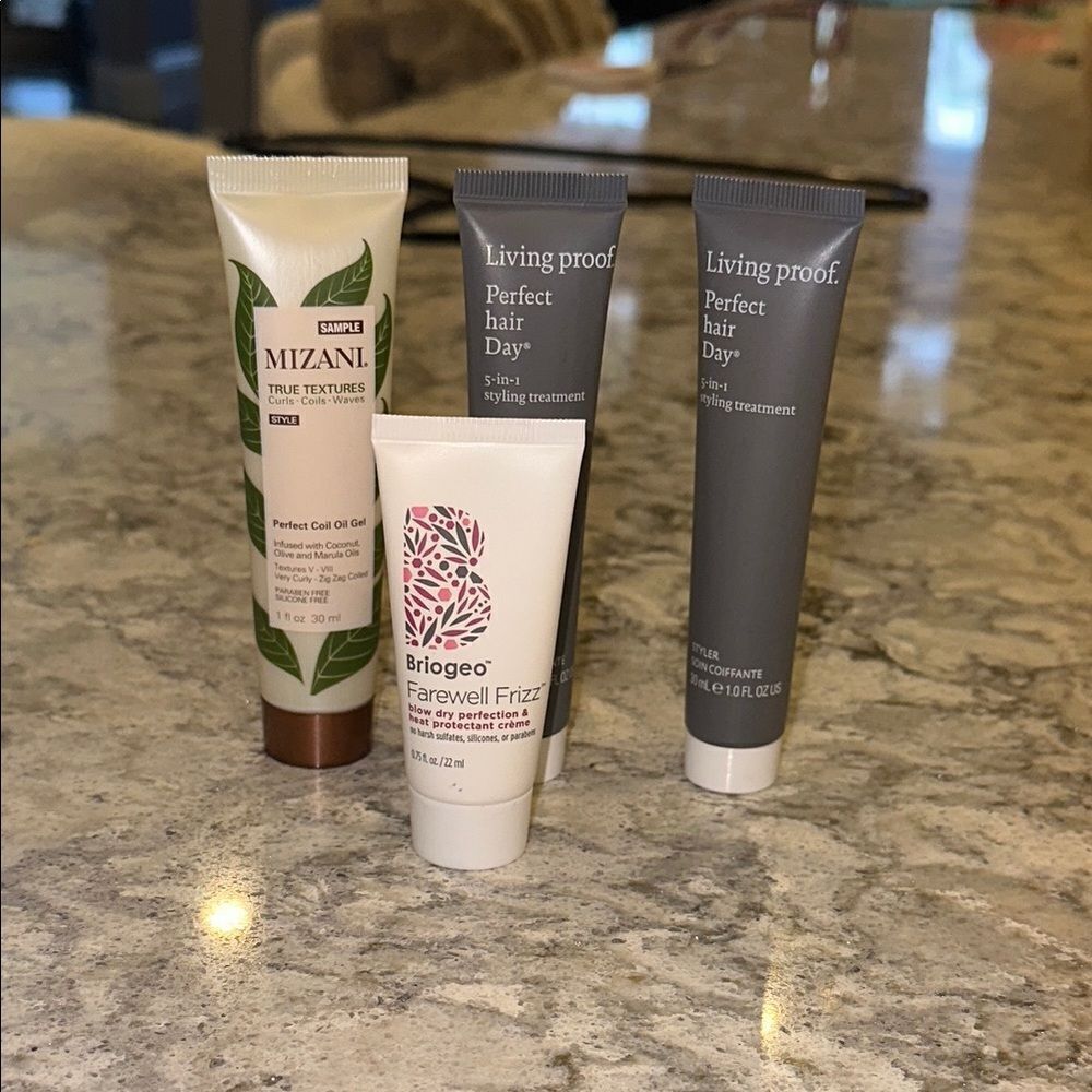 ✨ Travel Size Hair Care Bundle